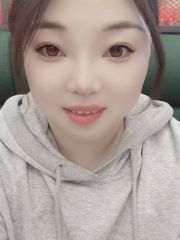 长宁大胸小姨子