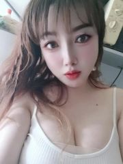 巨乳奶牛小小