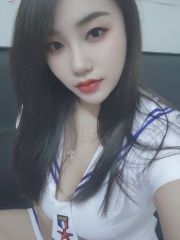 水多的小野猫