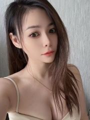 美胸女友Ava