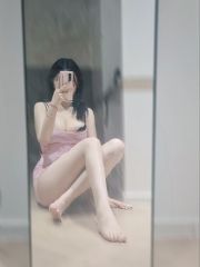 童颜巨乳小小
