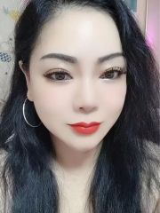 伊宁性感圆润大胸爆乳